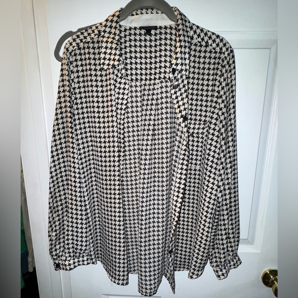 Black and White Houndstooth Blouse